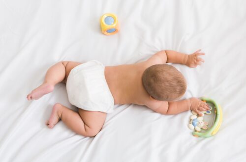 200504122408 tummy time